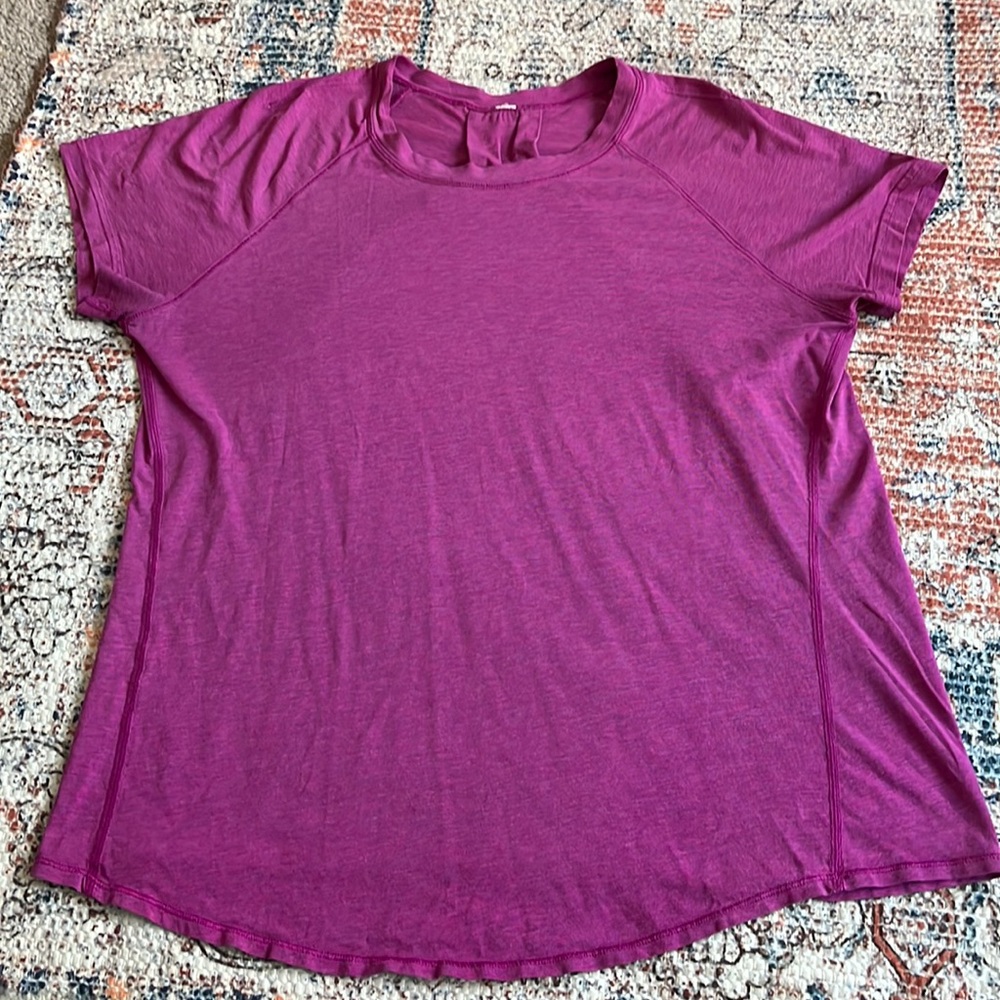 Lululemon short sleeve top
